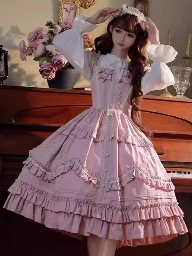 クラシカルロリータひざ丈ワンピース♡お出かけ普段着用 新品未使用 クラシカルロリータ ひざ丈ワンピース☆普段着や女子会