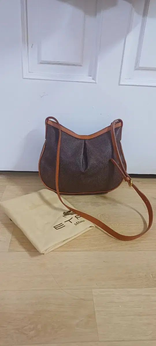 楽天市場】エトロ バッグ レディース ETRO 斜め掛けショルダーバッグ