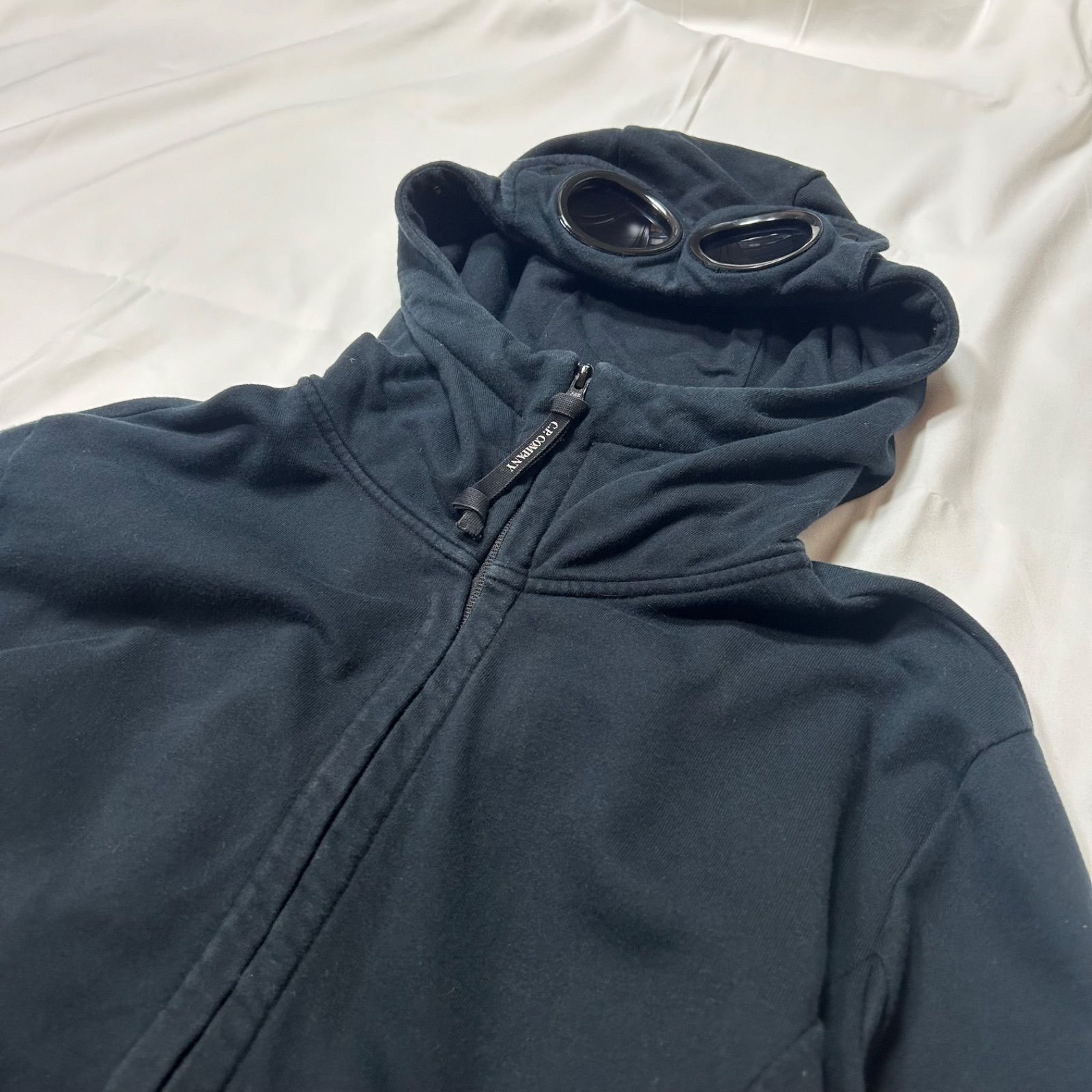 【送料&関税込】C.P. Company Dark Blue Cotton Sweatshirt Dark blue sweatshirt C.P. COMPANY - Rione Fontana