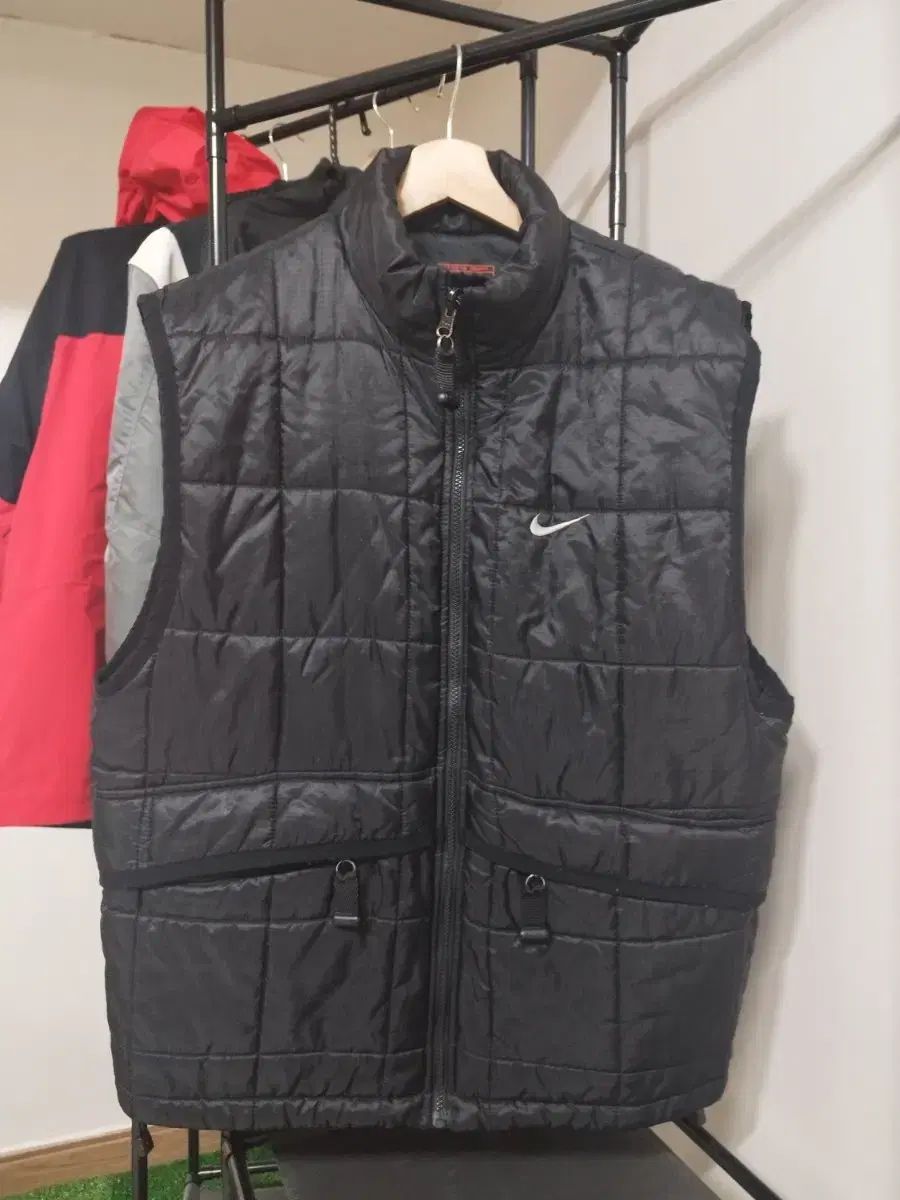 105 サイズ ACG Prima ロープパッド入りベスト