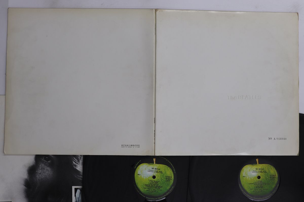 2LP Beatles White Album AP857071 APPLE /00500 - メルカリ