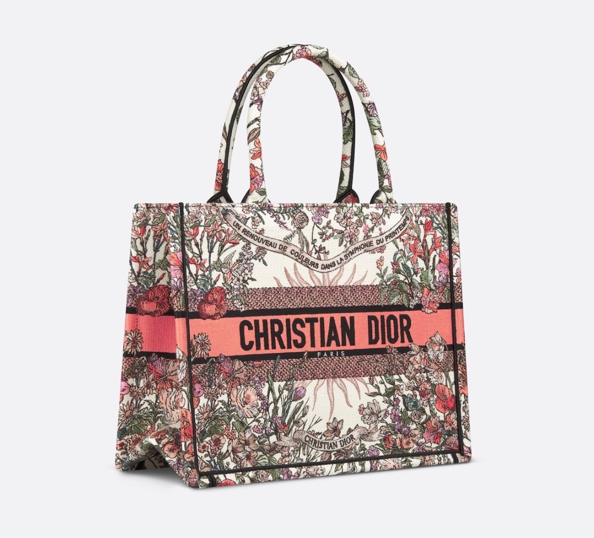 新作 新品 Christian Dior ディオール DIOR BOOK TOTE ブックトート ミディアムバッグ - メルカリ