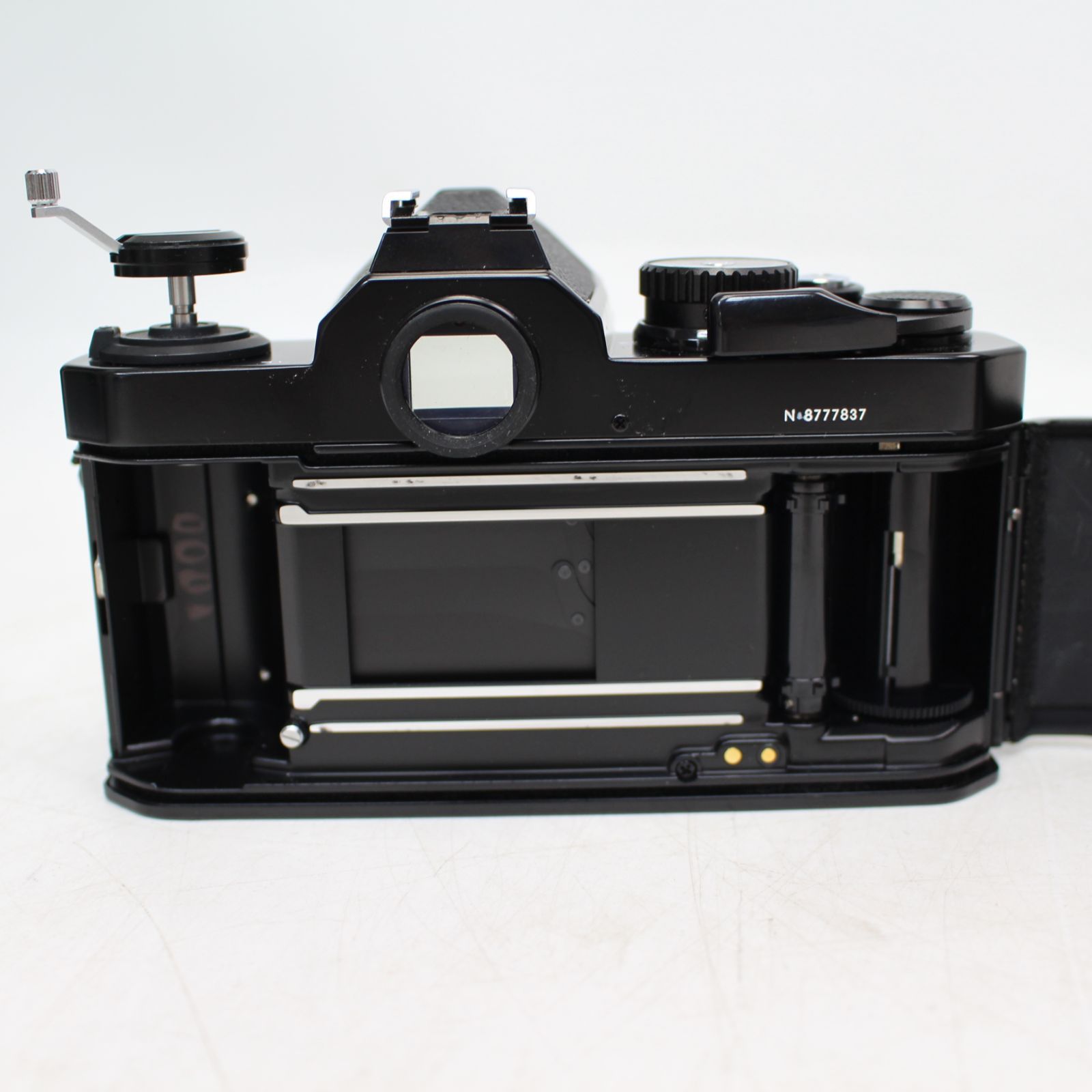 2 フィルム一眼レフカメラ