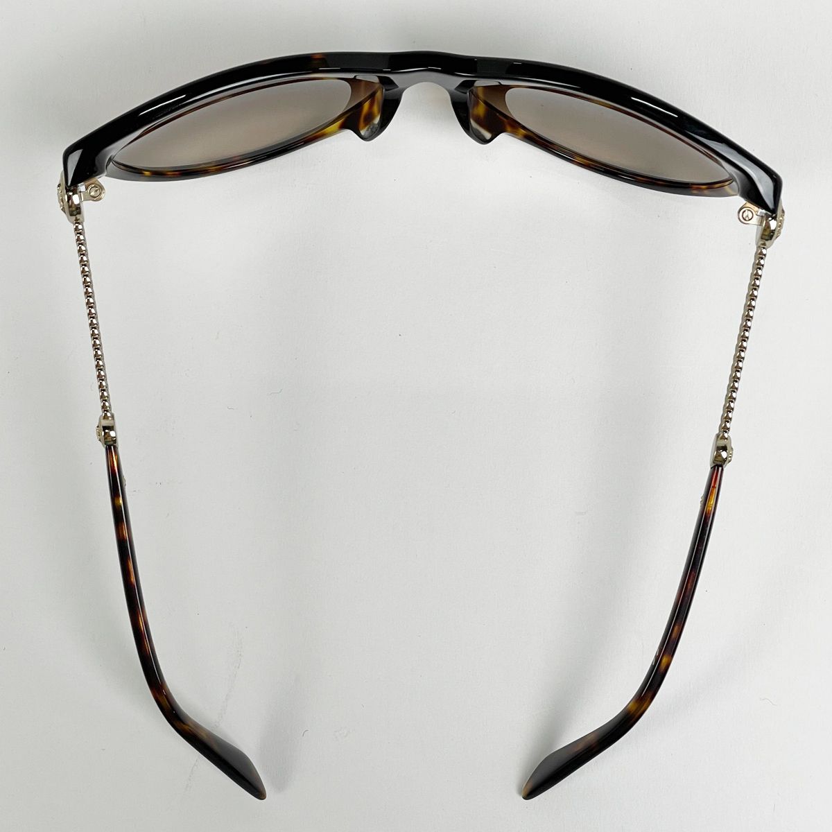 プラスチック メタル