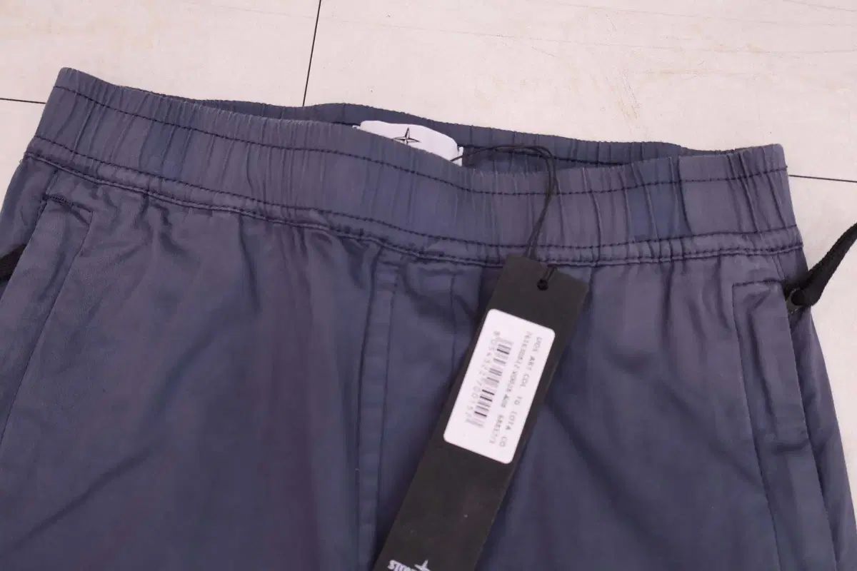 STONE ISLAND ストーンアイランド ジュニア カーゴパンツ v 0028 サイズ 8 S グレード