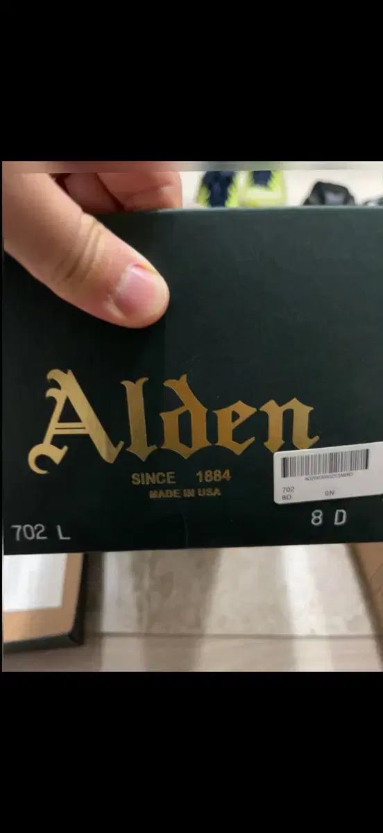 702