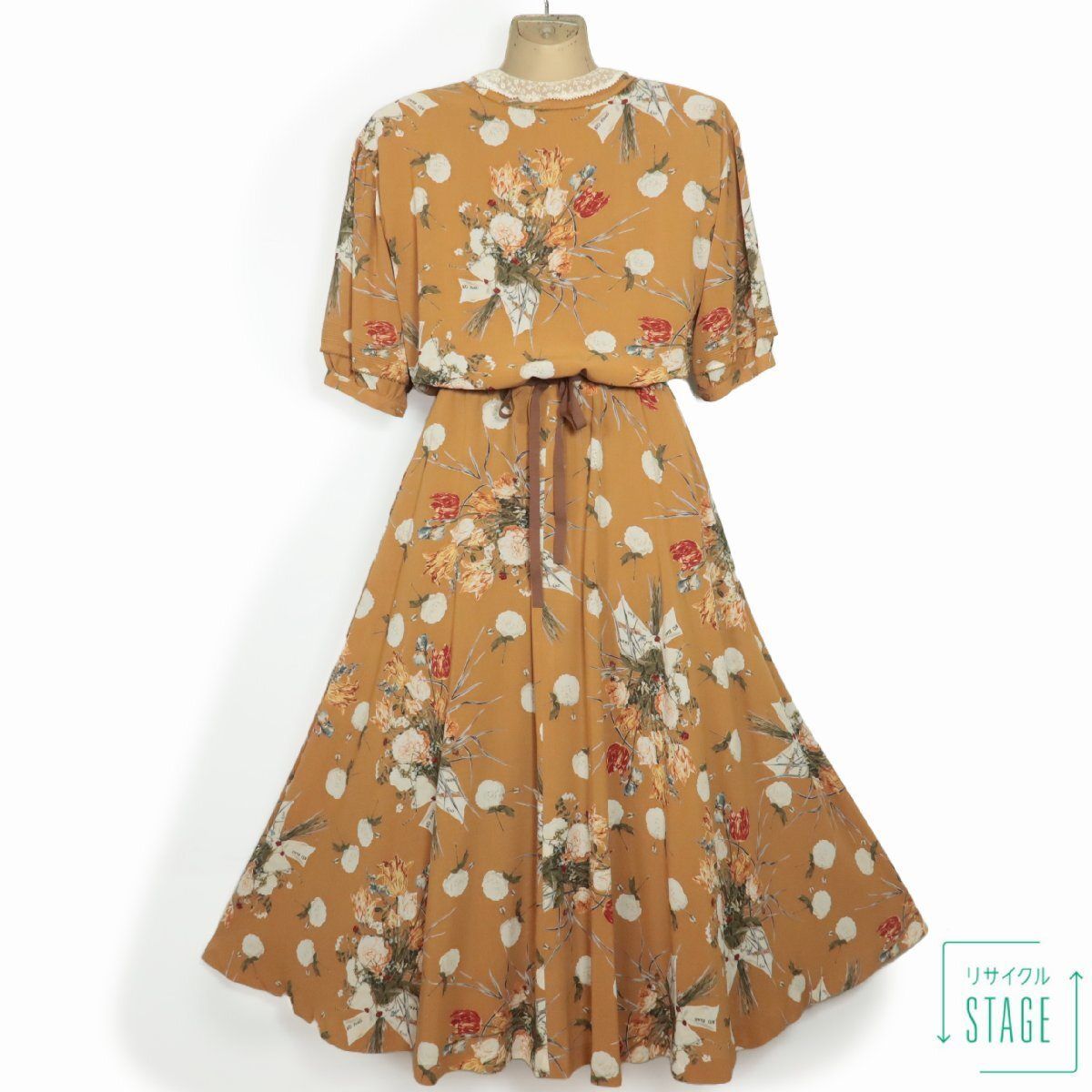 カネコイサオ☆花柄のワンピース レース襟がキュート！ピンタック