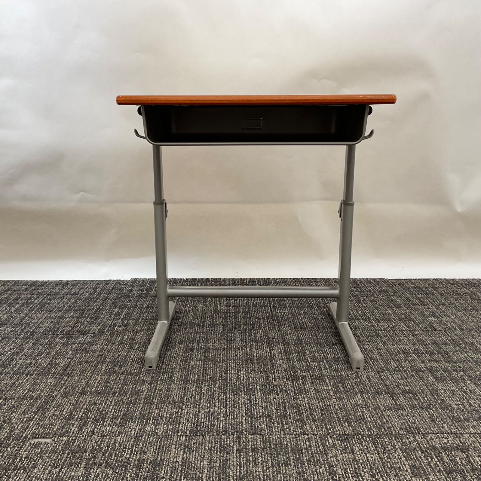 ホウトク 学生机椅子