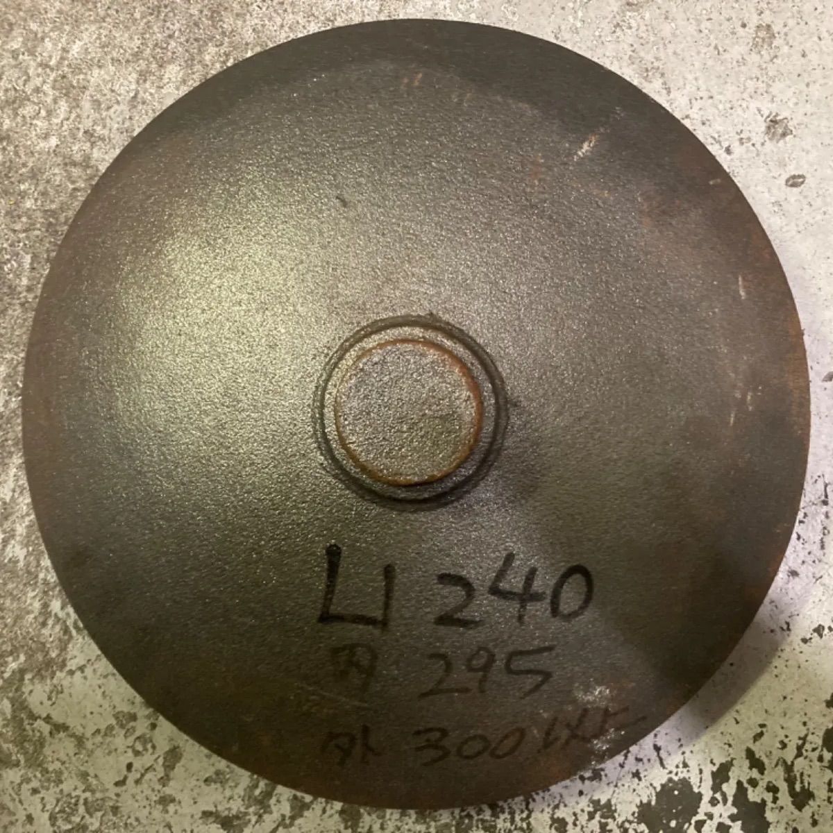 鋳型　太ボス　凹240 Φ320-295　厚み25