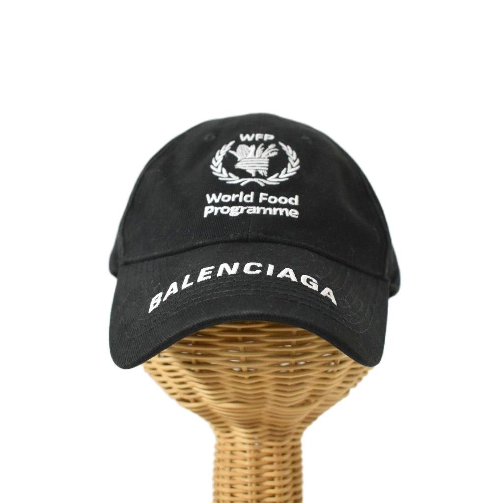 バレンシアガ BALENCIAGA