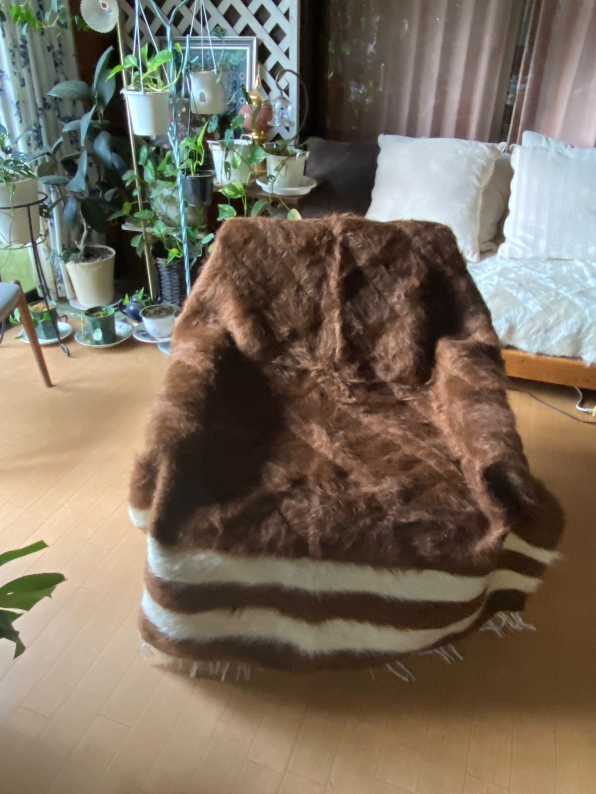 【新品美品】値下げしました！トルコ ヤギ毛のバッターニエ トルコ東の遊牧民の知恵シイルトバッタ二エ！染料無しのヤギのお
