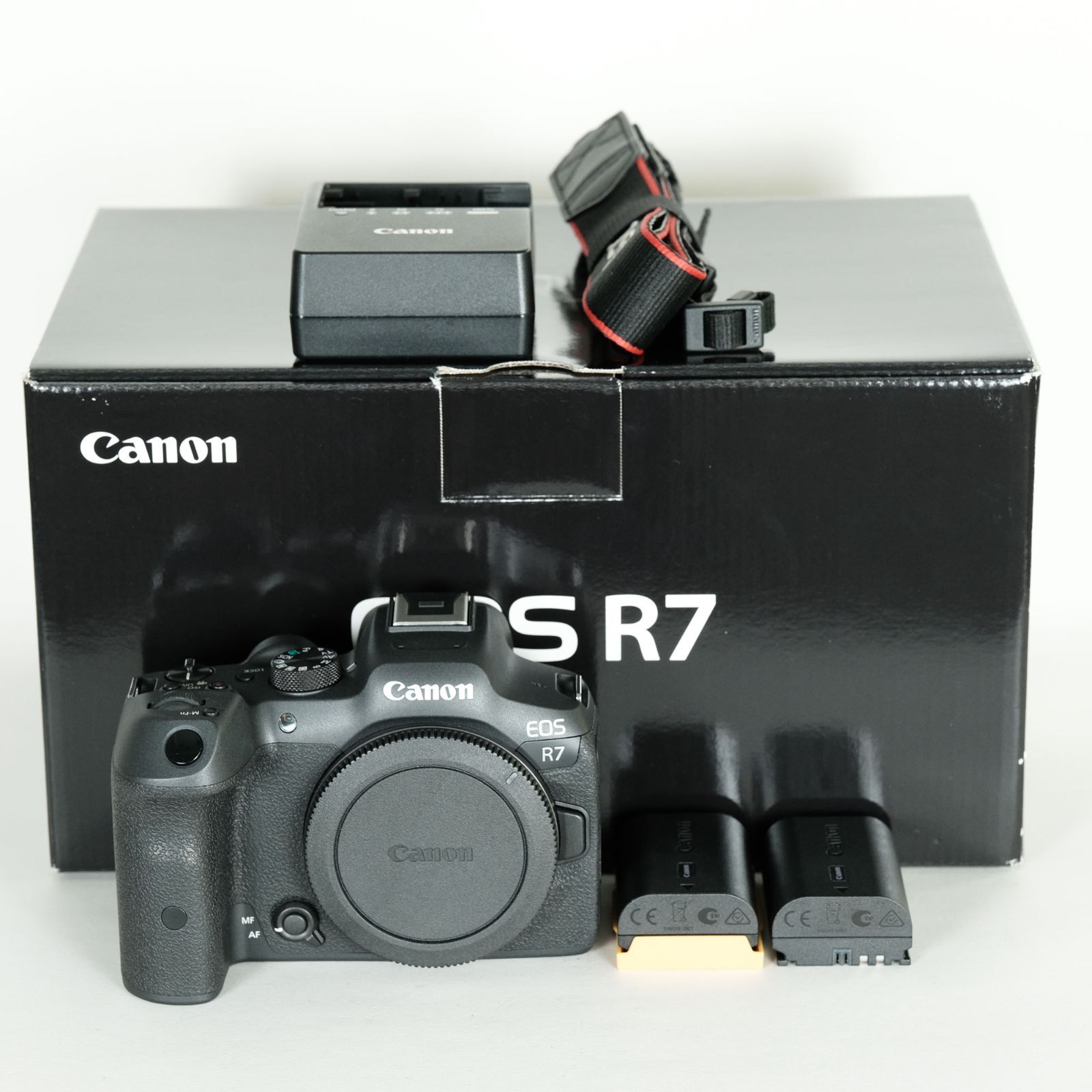 ｜バッテリー2個付 Canon EOS R7 ボディ | キヤノンRF-Sマウント