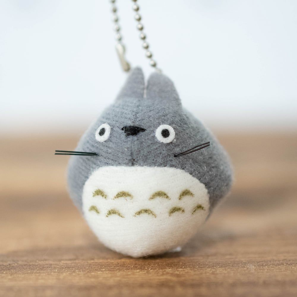 となりのトトロ　レトロ　ぬいぐるみ　大トトロ3 中トトロ2 ネコバス1 Amazon.co.jp: となりのトトロ ぬいぐるみ S 3種セット (大