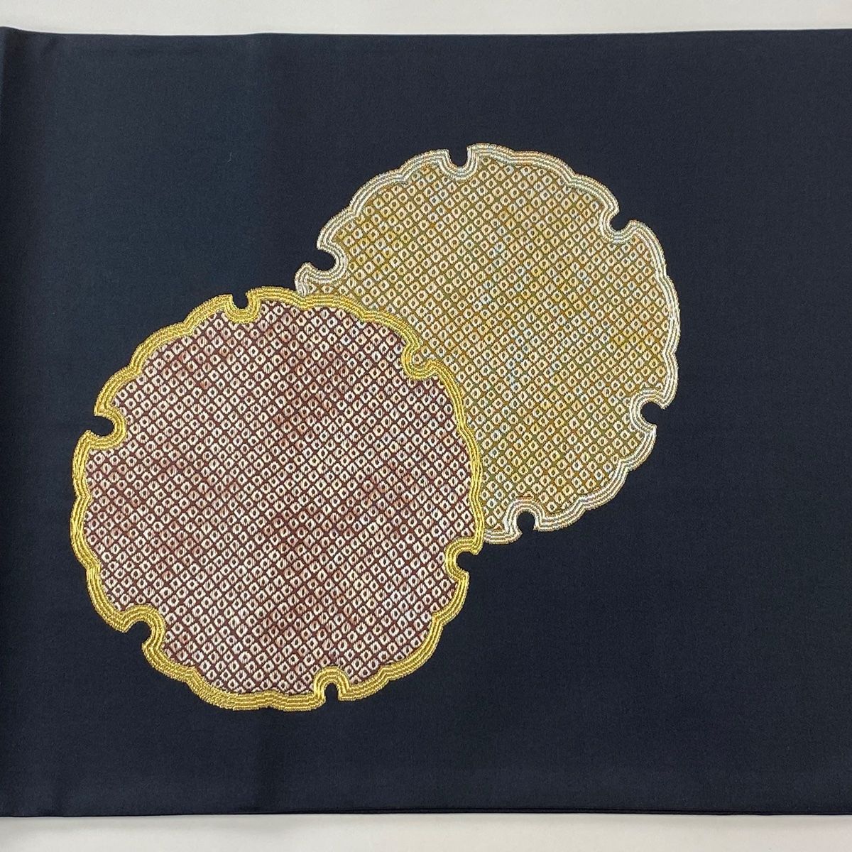 美品】 袋帯 名品 祥園 落款 雪輪 疋田 金銀糸 墨色 お太鼓柄