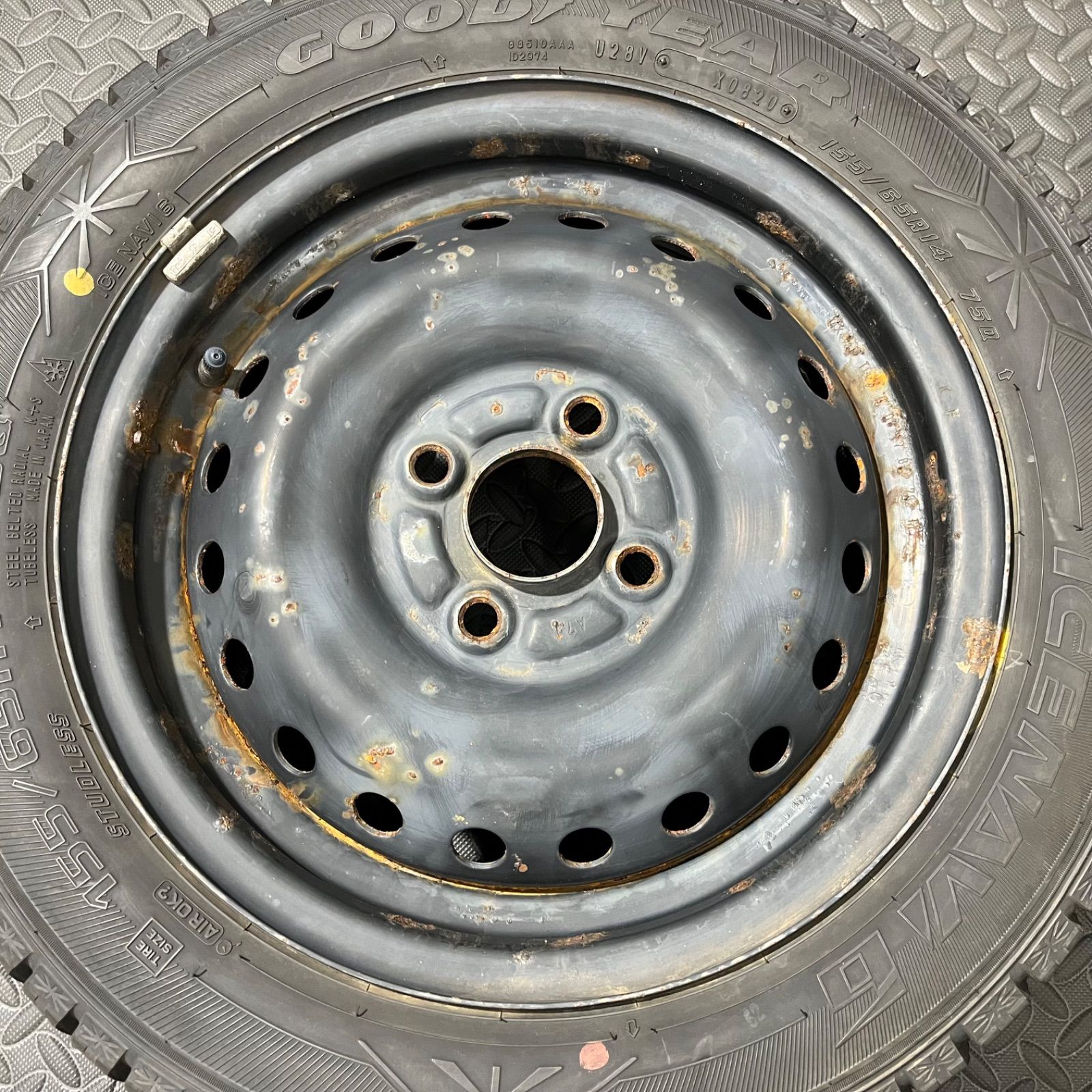 19 20年製 155 65R14 グッドイヤー アイスナビ6 ホンダ JF1 N-BOX N-WGN スタッドレスタイヤ 1069Y