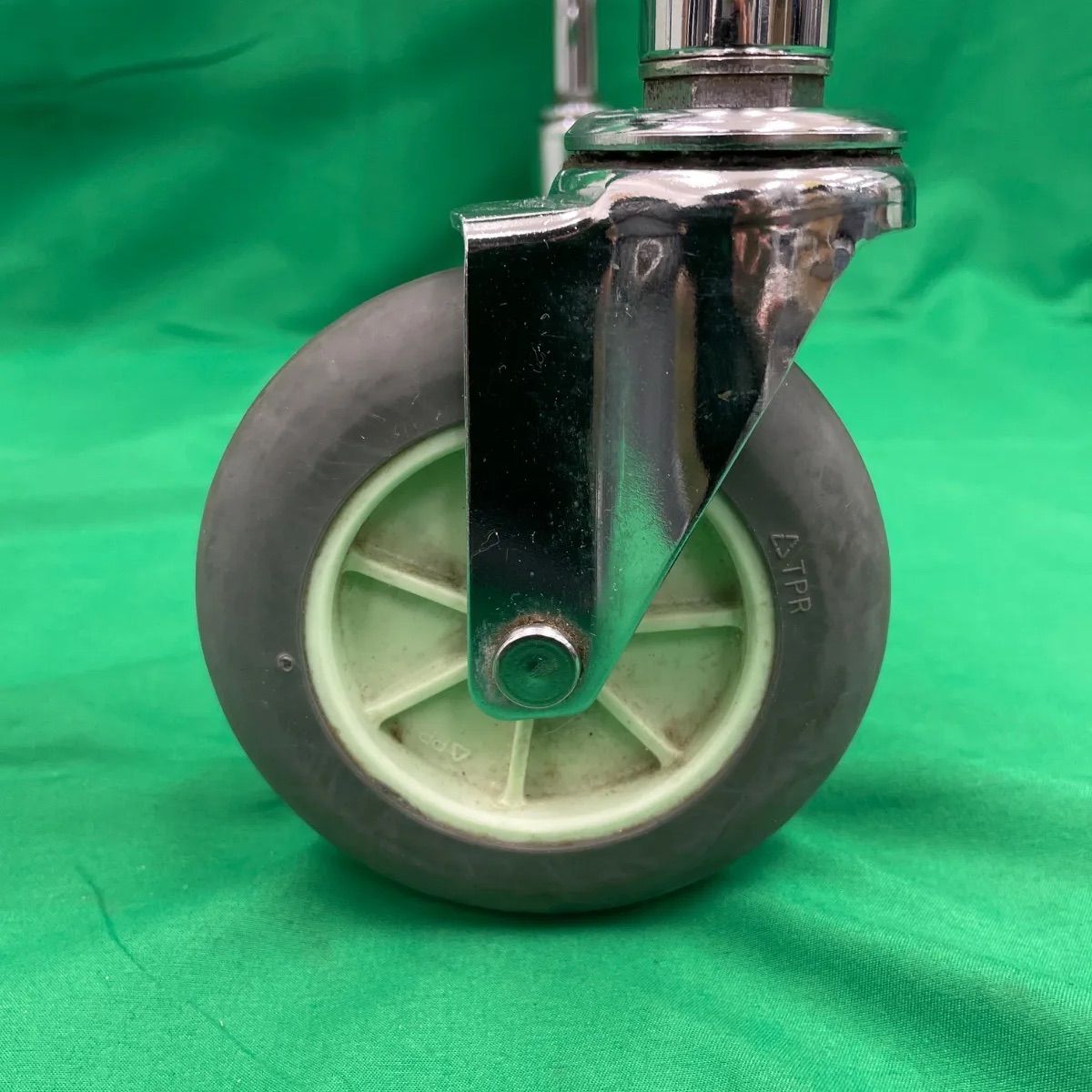 折りたたみ歩行器 前腕支持型