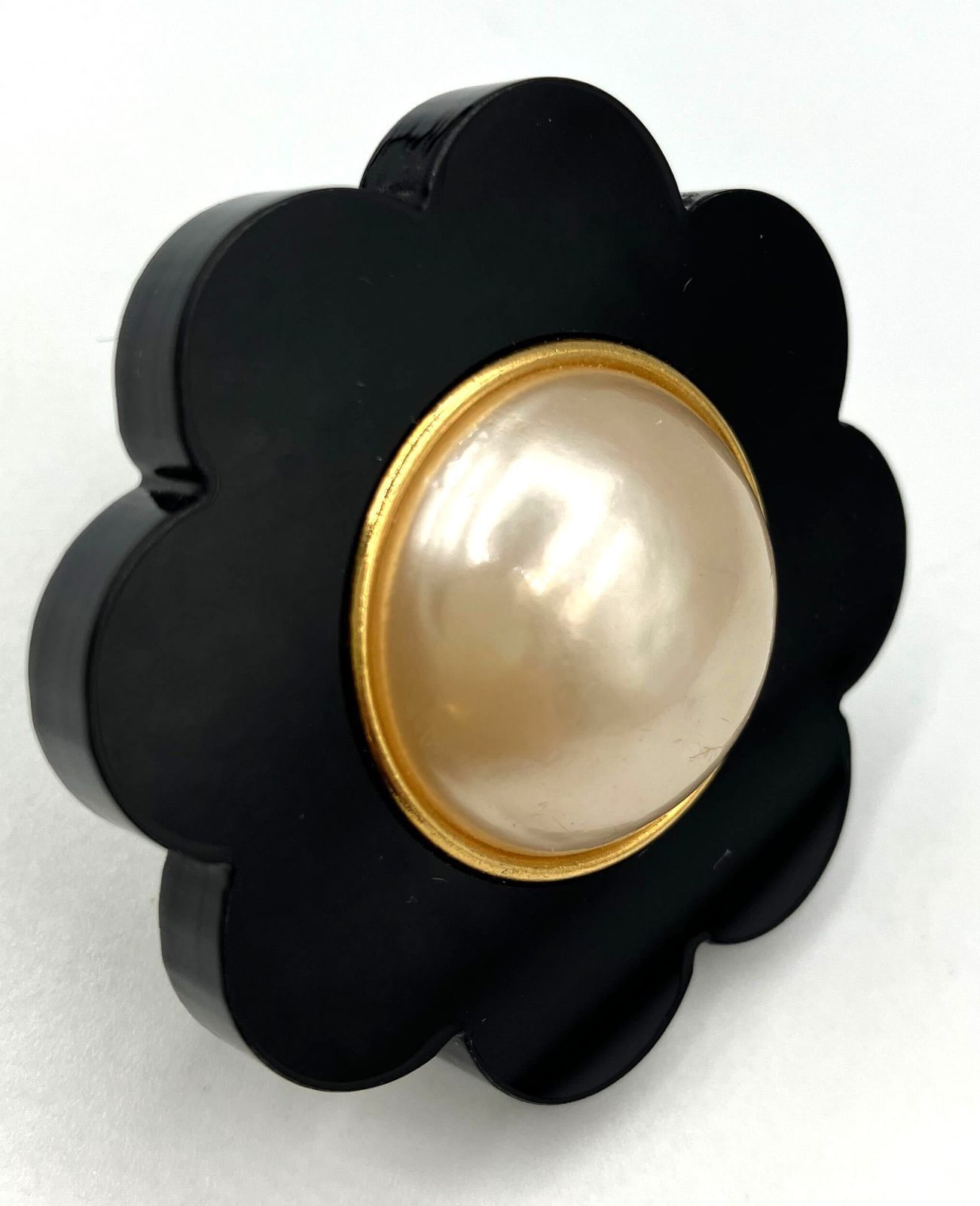 CHANEL シャネル