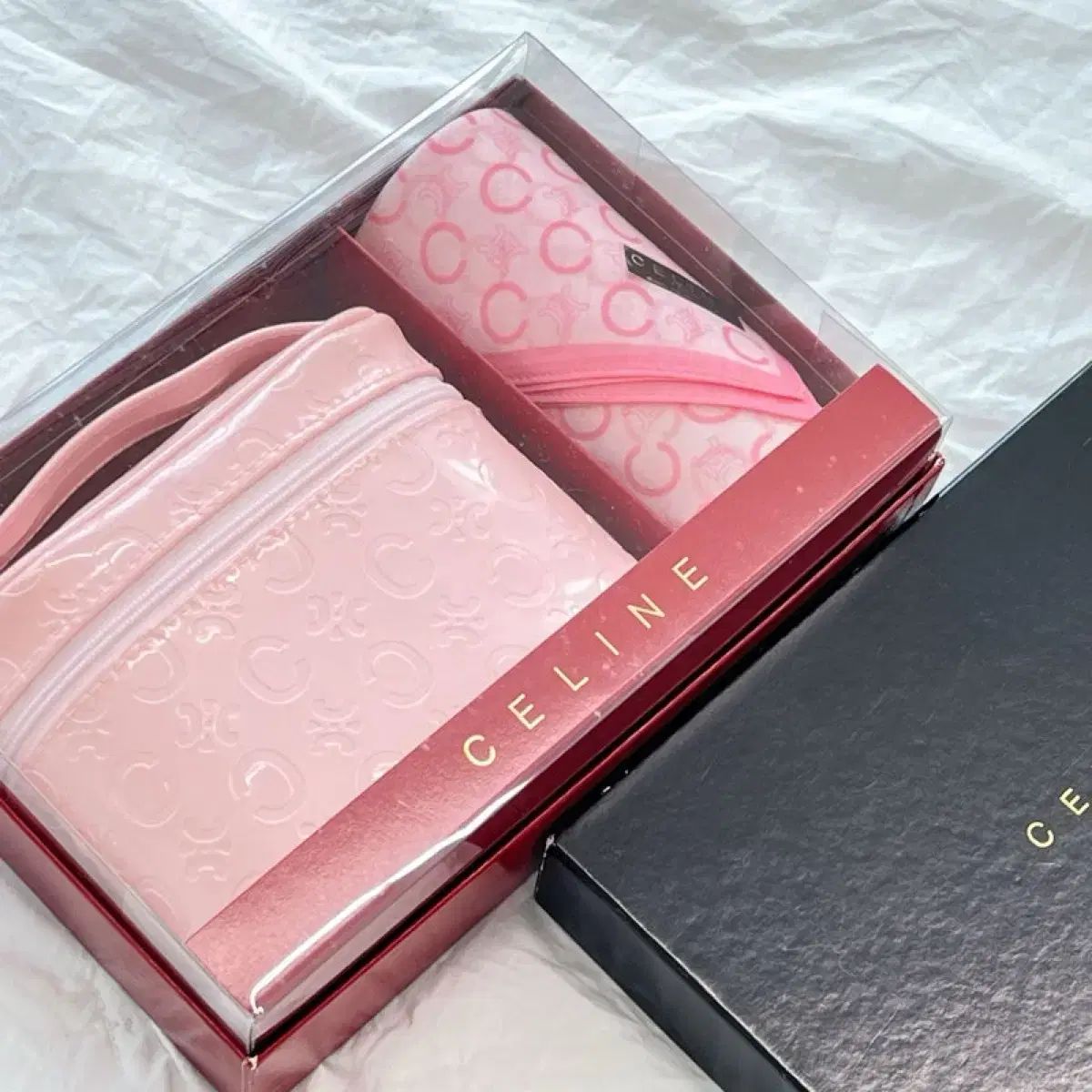 新品 celine ／ Celine(セリーヌ) ピンク ポーチ+ハンカチ
