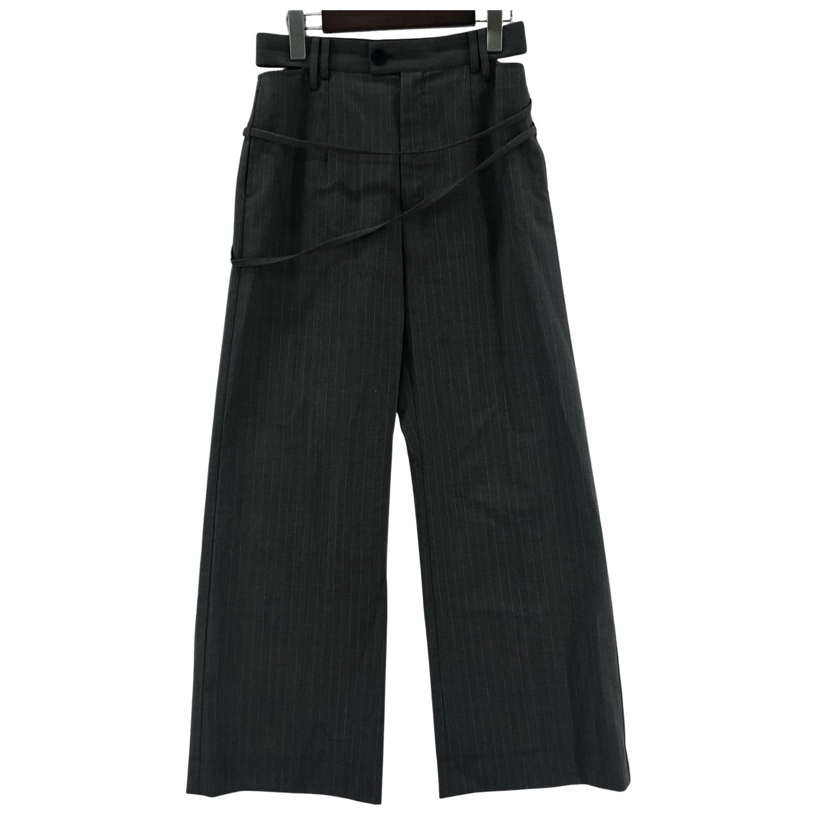 【美品】MAISON SPECIAL ストライプ　ショートパンツ　サイズ38 MAISON SPECIAL メゾン スペシャル カットアウト ストライプ