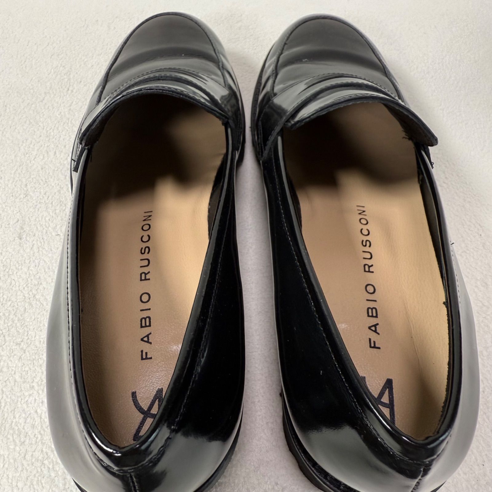 極美品・現行ロゴ✨ファビオルスコーニ 厚底 コインローファー レザー