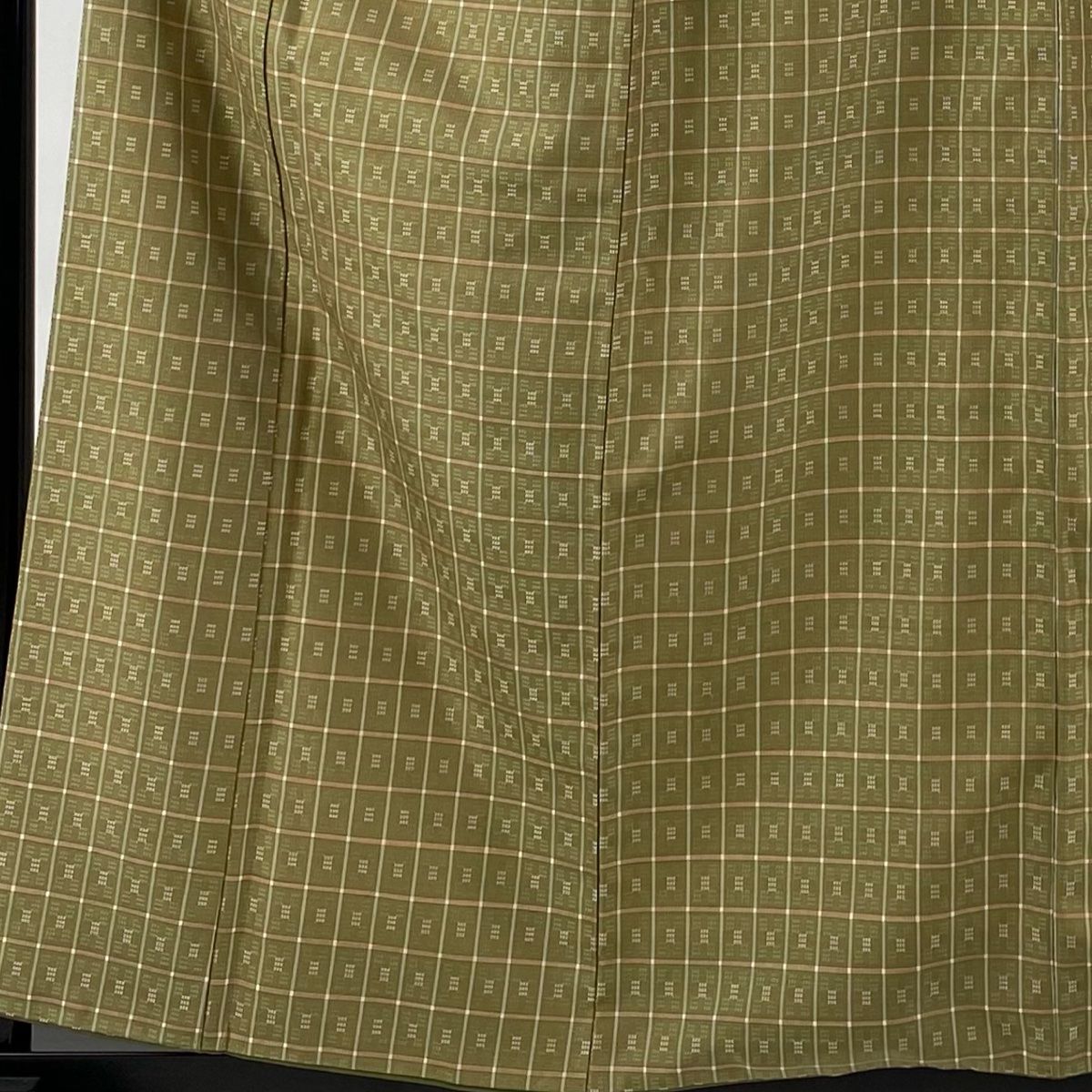 平和屋着物●本場大島紬　菊菱文　正絹　逸品　CAAW7385yc 平和屋着物○本場大島紬 菊菱文 正絹 逸品 CAAW7385yc