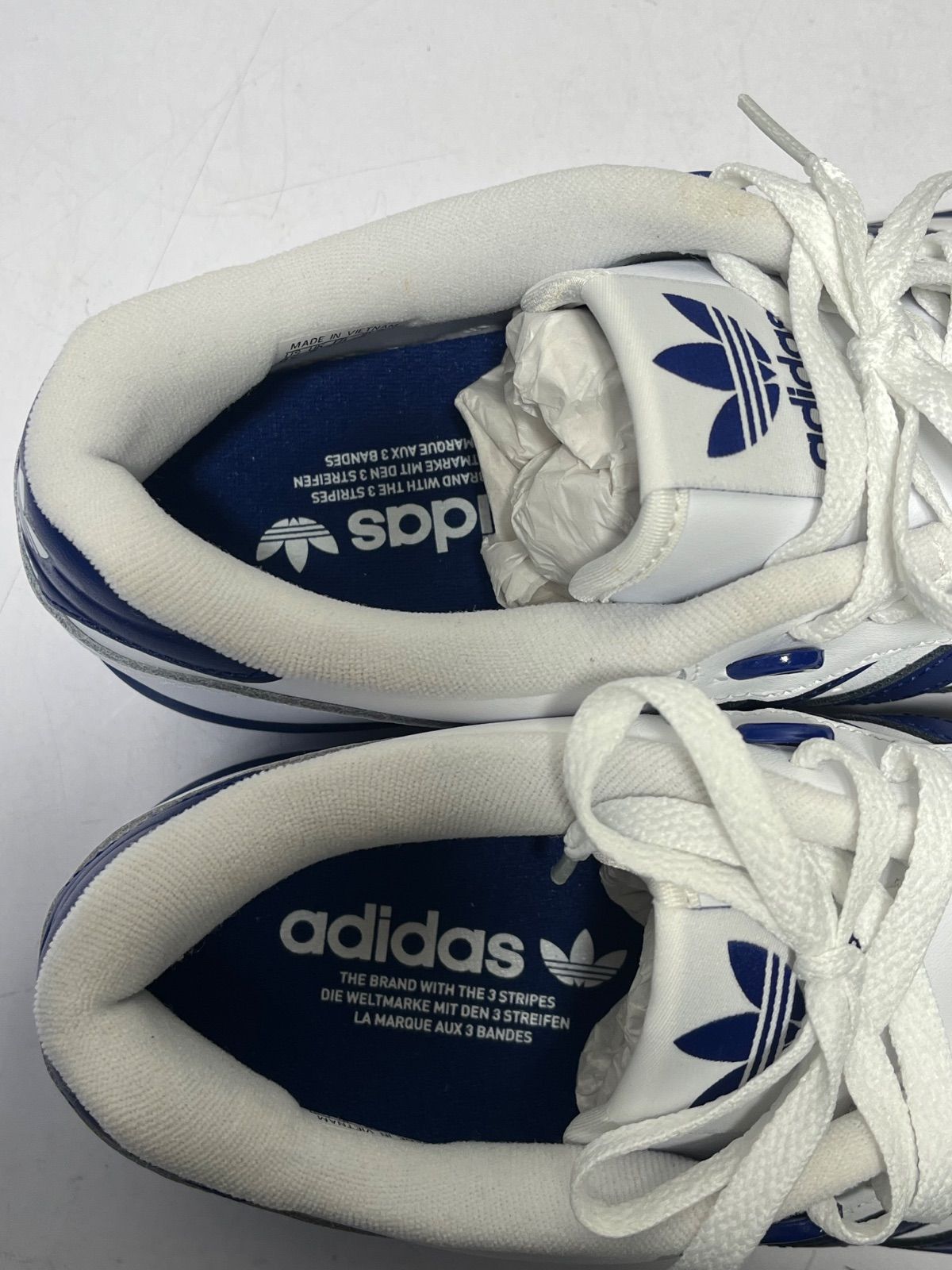 ▽adidas アディダス RIVALRY LOW ライバルリーロー スニーカー GZ9794 