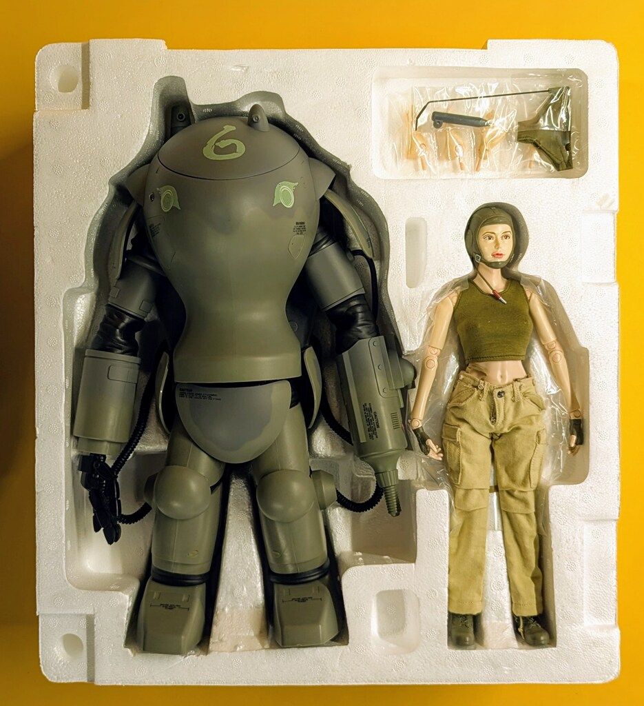 メディコム・トイ 1/6 マシーネン・クリーガー おまけ付き メディコム・トイ 1/6 マシーネン・クリーガー おまけ付き