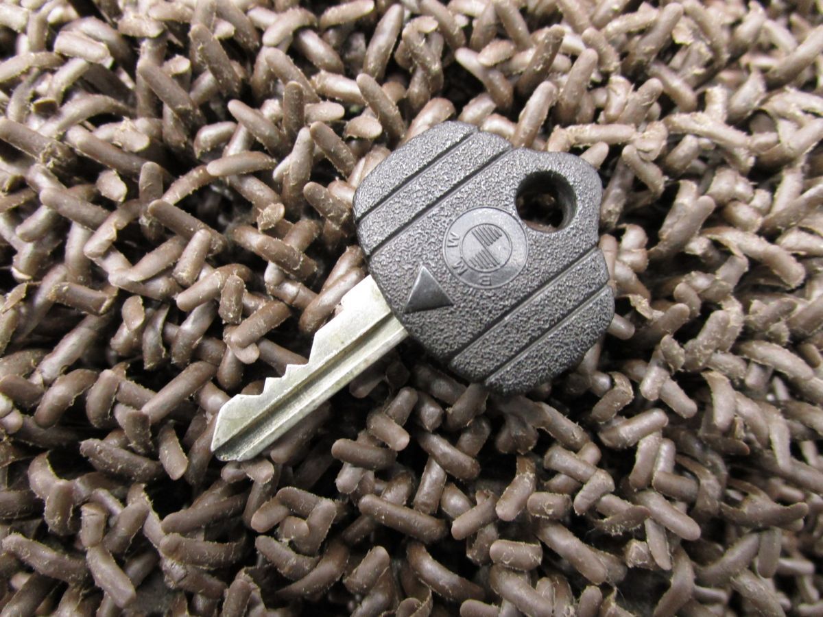 BMW R80 7 タンクキャップ キーセット A5350 メインキー キャブ車 ツインサス R80 BRIGHTFACE_UK