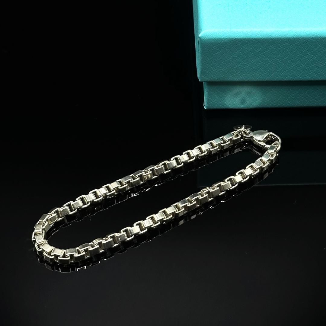 Tiffany& Co. 極美品✨ ベネチアン メンズブレスレット SV925 美品】Tiffany & Co ベネチアン ブレスレット SV925 - メルカリ