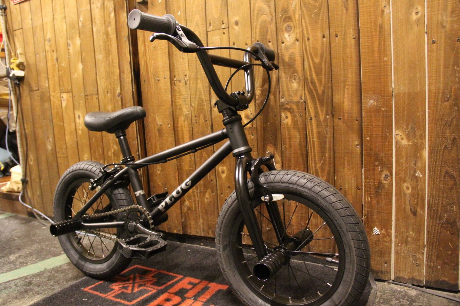 ☆美品 BMX TNB PLUG14インチ☆ キッズ子供 ファーストバイク自転車