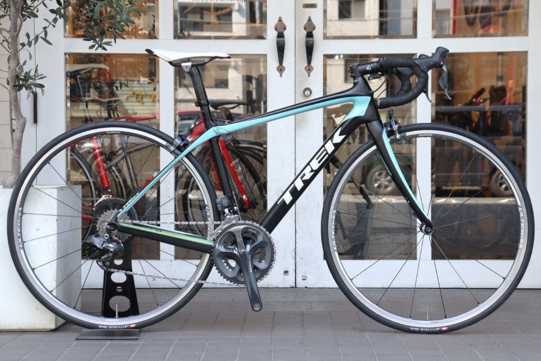 トレック TREK ドマーネ DOMANE 5.9 2015モデル シマノ アルテグラ 6770 Di2 10S カーボン ロードバイク 横浜店