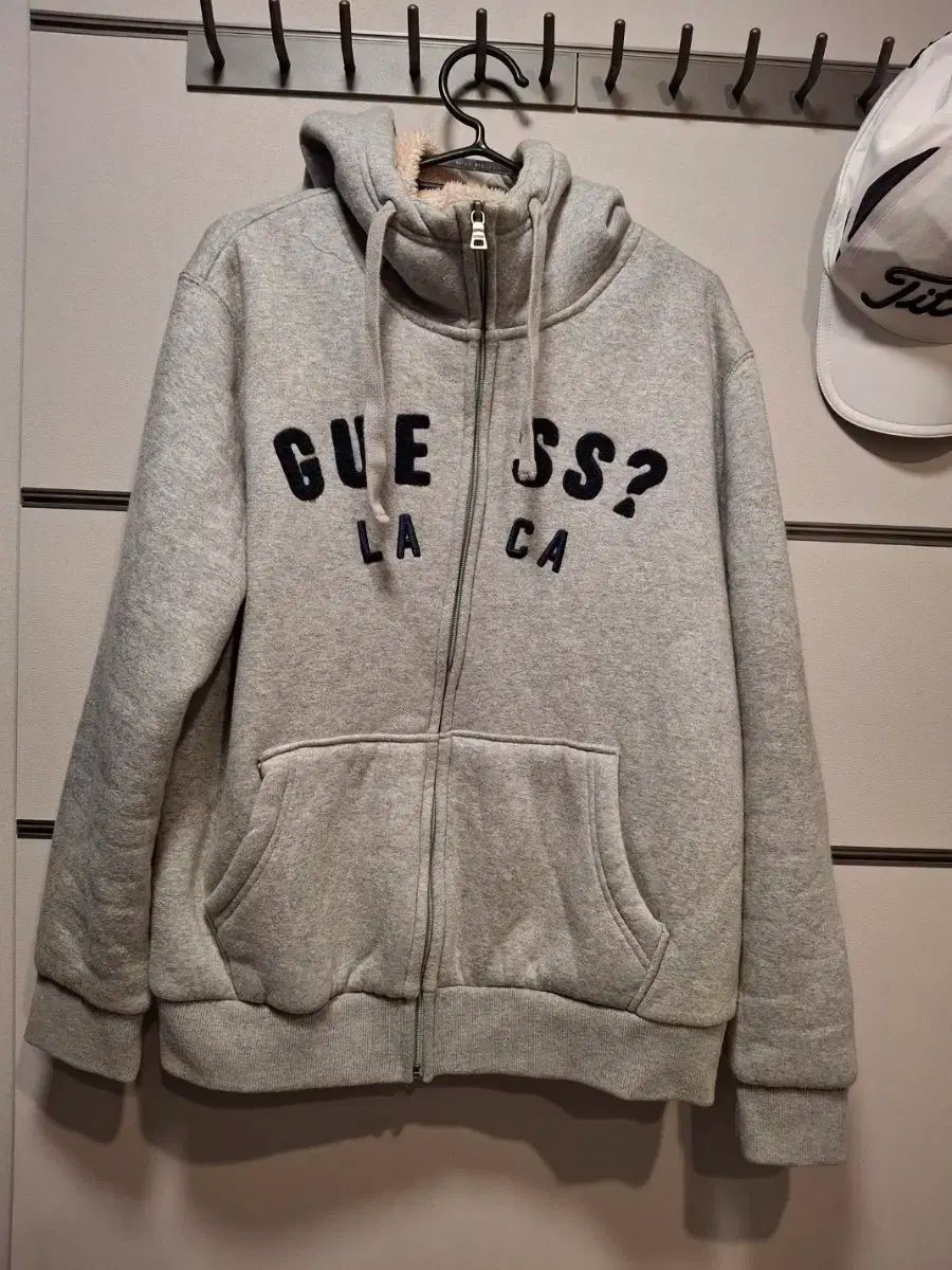 GUESS(ゲス) メンズ フード ジップアップ 95 秋と冬用