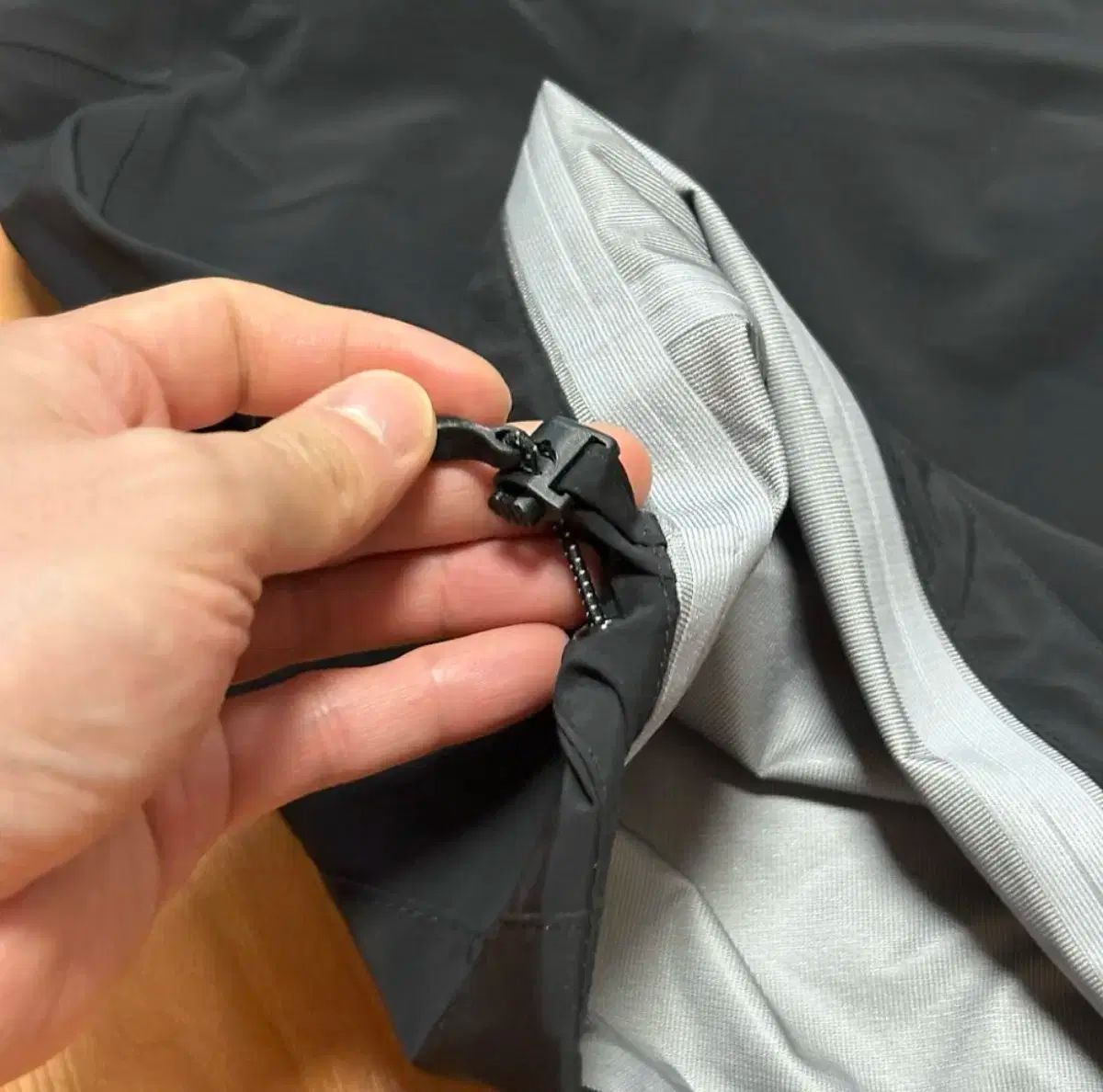 SALOMON サロモン ウィンドブレーカー レースフラグ WPジャケット