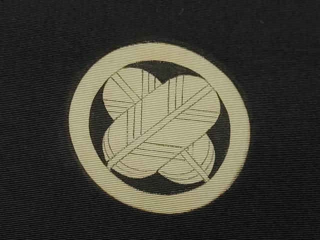 黒紋付き