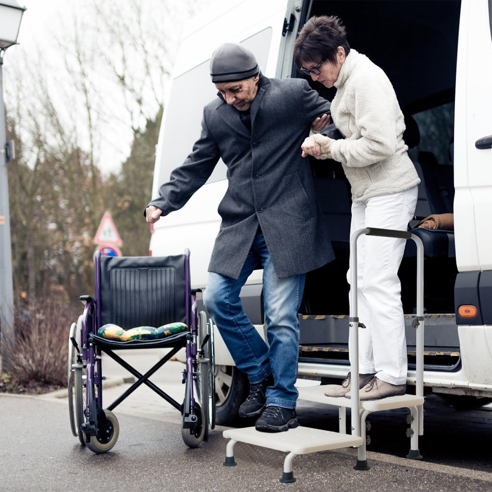 在庫 SUKONG 踏み台 手すり付き ステップ 高さ調整 滑り止め付き 低い 手すり 手摺り 台 段差解消 転倒防止 玄関 室内 屋内 屋外 浴室 お風呂 車 軽量 老人 介護 補助 大人 子供 持ち運び 小さい 玄関ステップ 浴槽 バスルーム キッ