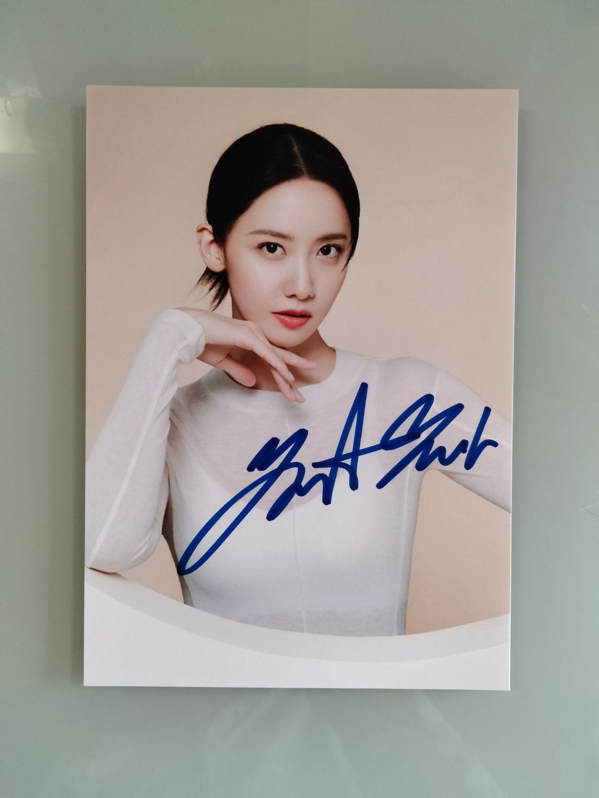 ユナ直筆サイン入り2Lサイズ写真…YoonA…少女時代 ユナ直筆サイン入り2Lサイズ写真…YoonA…少女時代… - メルカリ