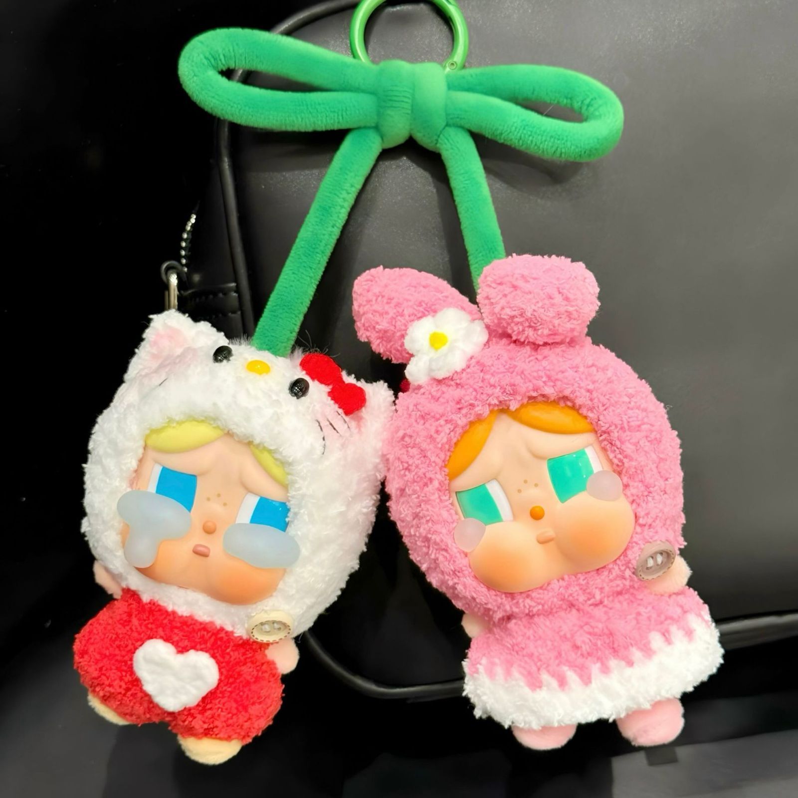 CRYBABY Crying For Love ぬいぐるみ ペンダント Amazon.co.jp: POP MART CRYBABY Crying For Love ぬいぐるみ