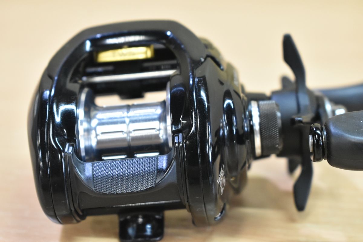 ダイワ タトゥーラ 103-TW クレイジークランカー ベイトリール