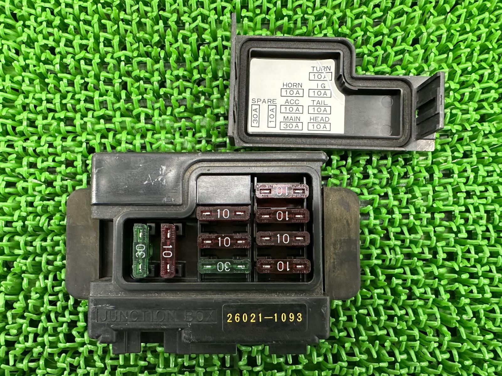 ゼファー400 ヒューズボックス 26021-1093 カワサキ 純正  ZR400C ジャンクションボックス 機能的問題なし 安心のノーマル 即日発送