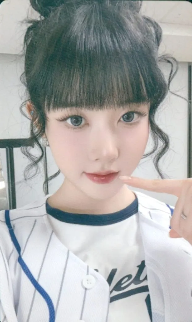 Sieun - STAYC MOVIE CLUB Japan Limited photocard photocard