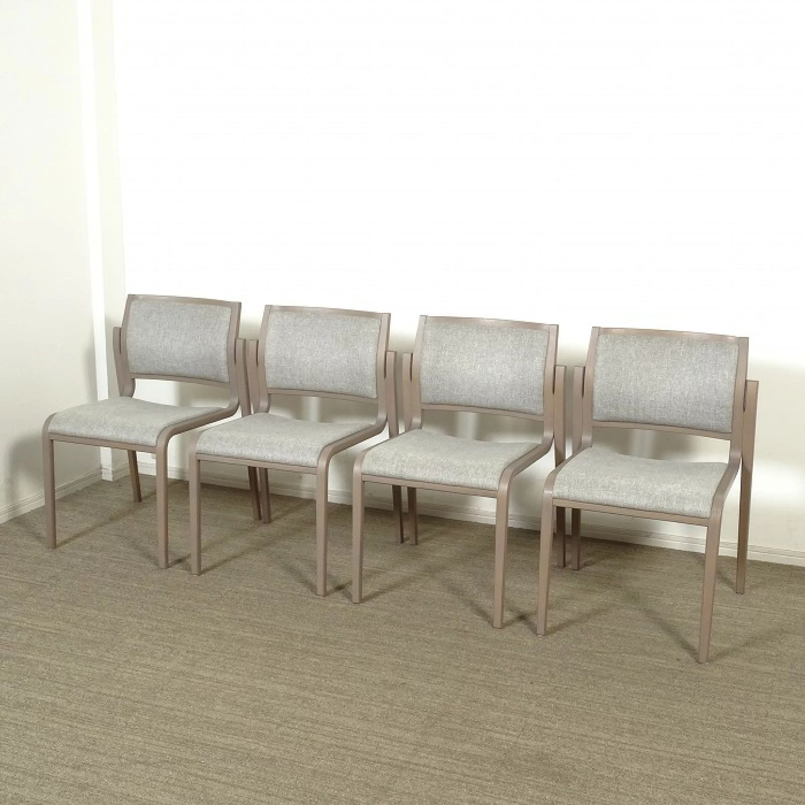 ■展示品■arflex/アルフレックス■AURORA/アウロラ■ブラックウォールナット■モダン■ダイニングテーブル■24万■ssx66a ◾︎SELUNO◾︎ 展示良品arflex アルフレックス AURORA アウロラ