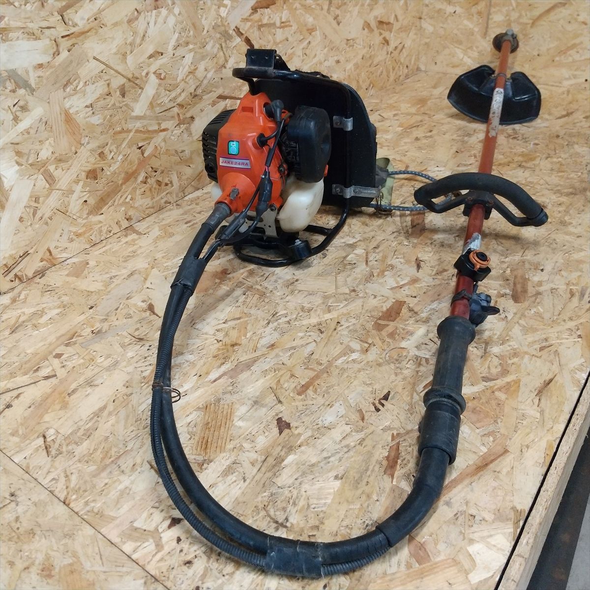 中古背負い式草刈機 刈払い機 共立OEM JAKE24RA iスタート実働品
