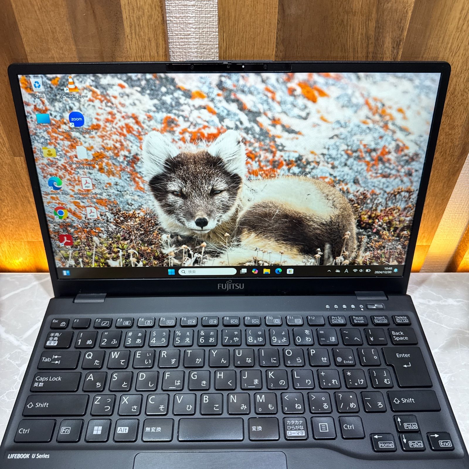 富士通LIFEBOOK U9312/J Core i5 8GB SSD256GB 驚異の700g台を実現した13.3型ノート「Fujitsu LIFEBOOK U9312/J