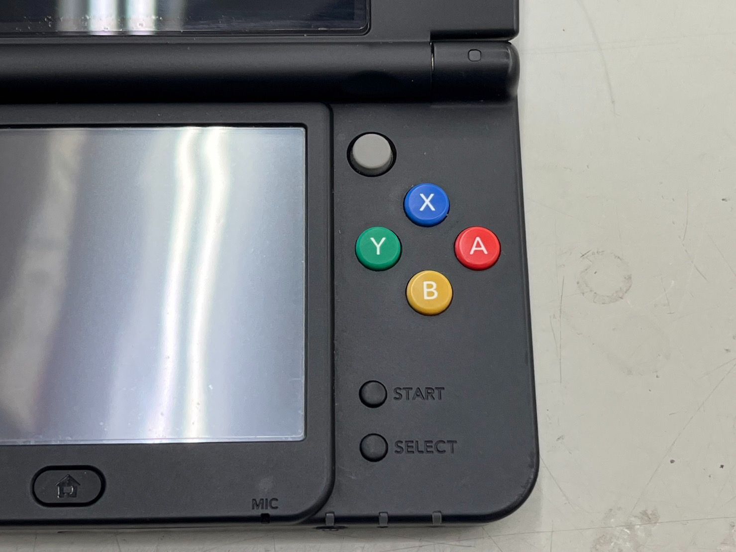 任天堂 NINTENDO 3DS ブラック 本体のみ ソフト動作〇 初期化済