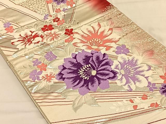 絵巻模様 金彩 古典 松 桜 菖蒲 御所車 紫 飾紋 袷 正絹 振袖 着物 正統