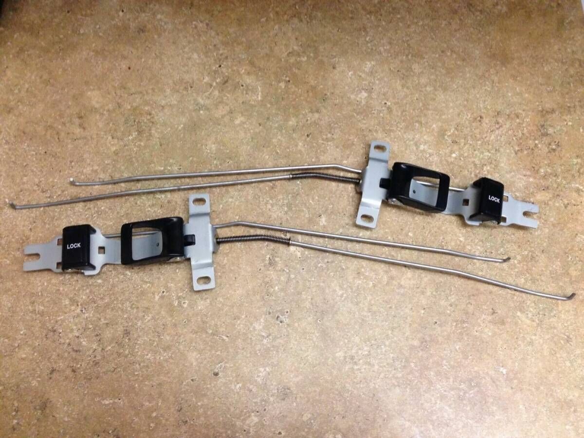 新品 トヨタ純正 40 ランドクルーザー フロントドア インサイド