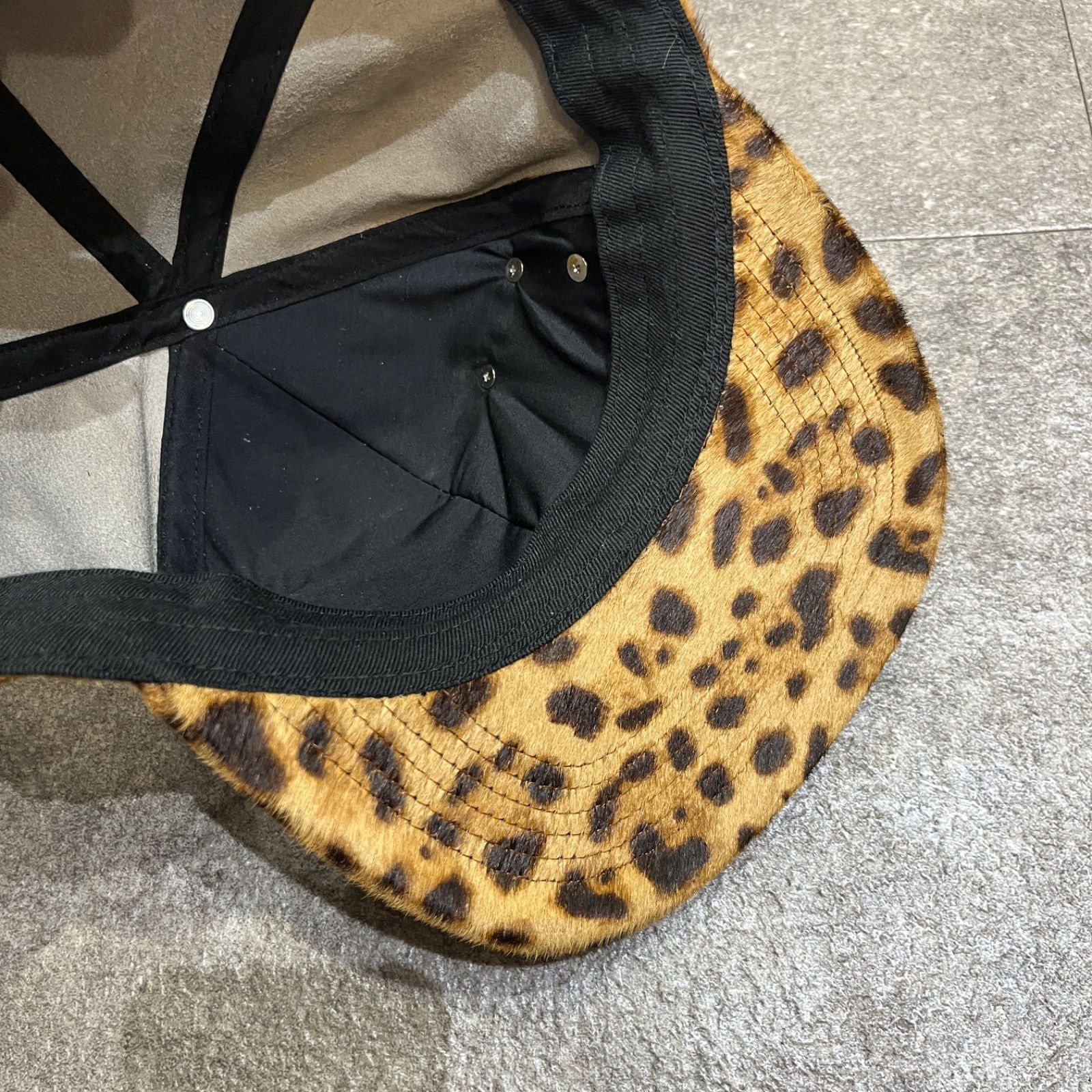 COZY WORLDWIDE ハラコ レオパード スタッズ トゲ キャップ 帽子