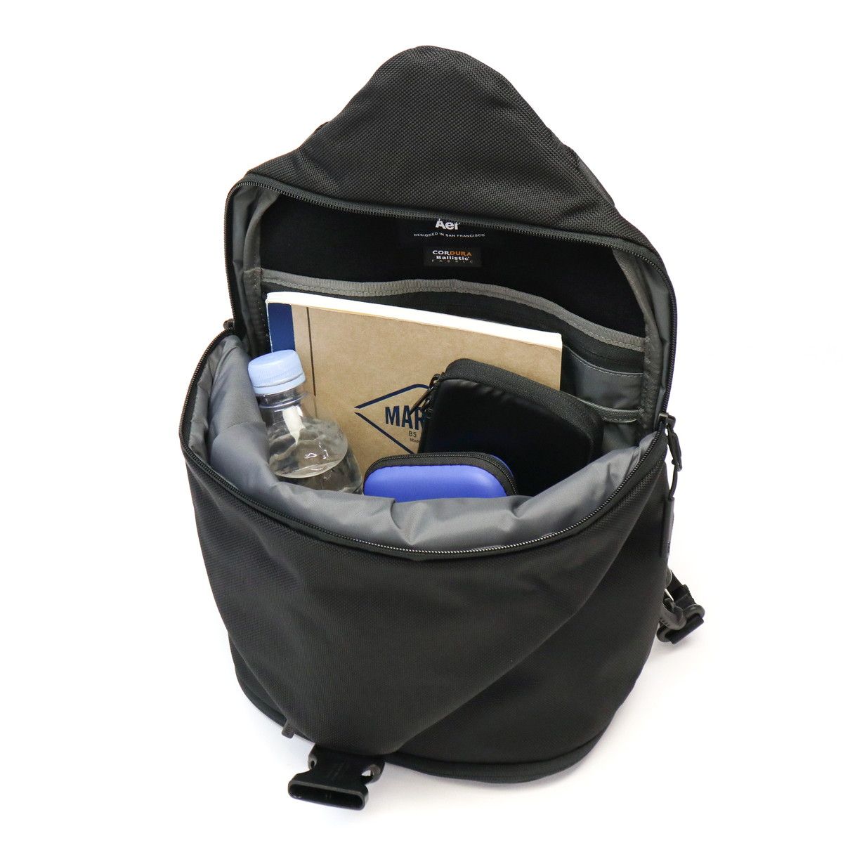 エアー ボディバッグ 縦型 Aer Sling Bag 3 スリングバッグ 3 斜めがけ 