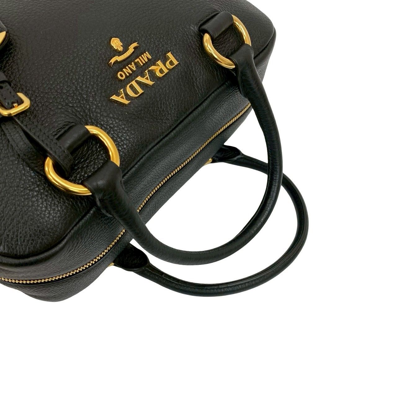 m78【極美品】プラダ　ロゴ金具　ヴィッテロ　ブラック　2way ハンドバッグ. m78【極美品】プラダ ロゴ金具 ヴィッテロ ブラック 2way