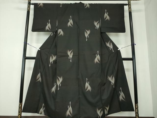 平和屋着物○本場大島紬 9マルキ 地空 冠鶴 正絹 逸品 DAAQ3343ps  